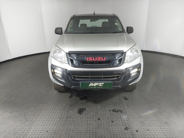 BUY ISUZU KB 250 D-TEQ HO X-RIDER P/U E/CAB 2016 PICKUP, NedbankMFC
